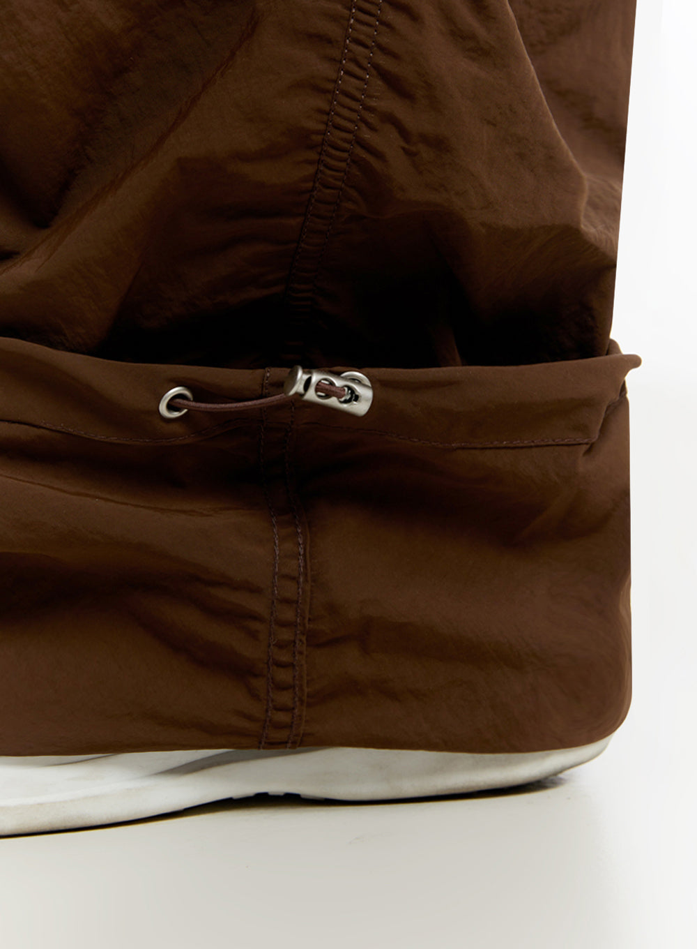 adjustable-nylon-cargo-pants-iu509