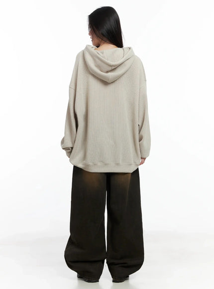 ribbed-graphic-knit-hoodie-im502