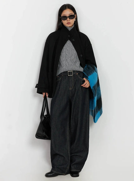 cable-knit-turtleneck-sweater-ij502