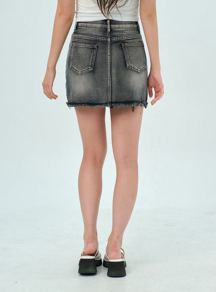 graphic-denim-mini-skirt-bu308