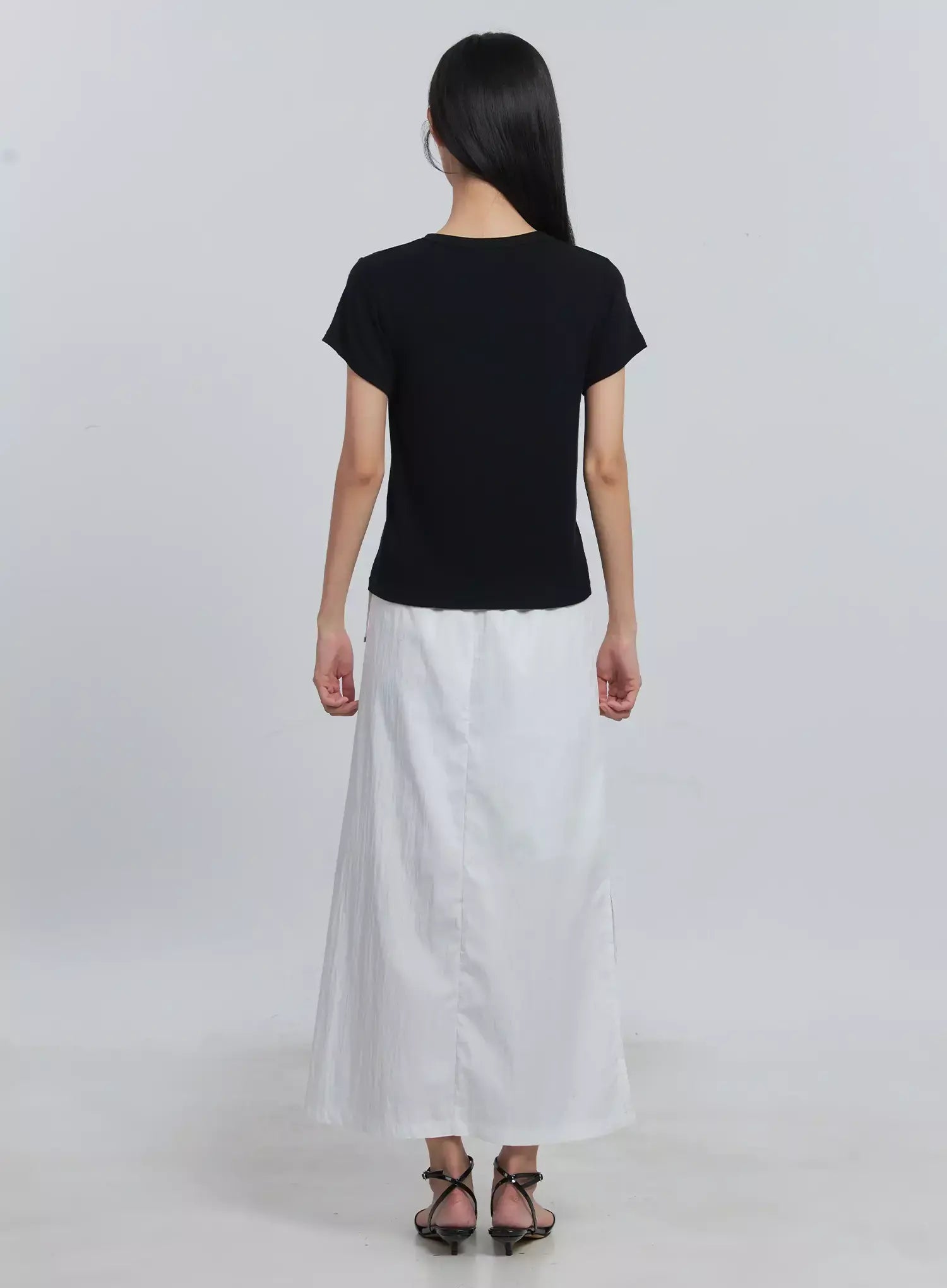 loose-fit-short-sleeve-tee-iu512