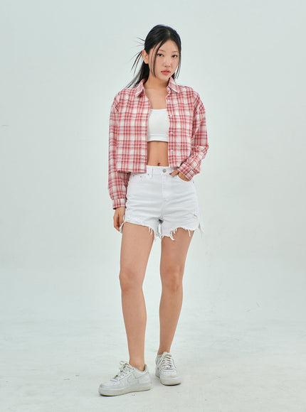 Mid-Rise Ripped Shorts BY303