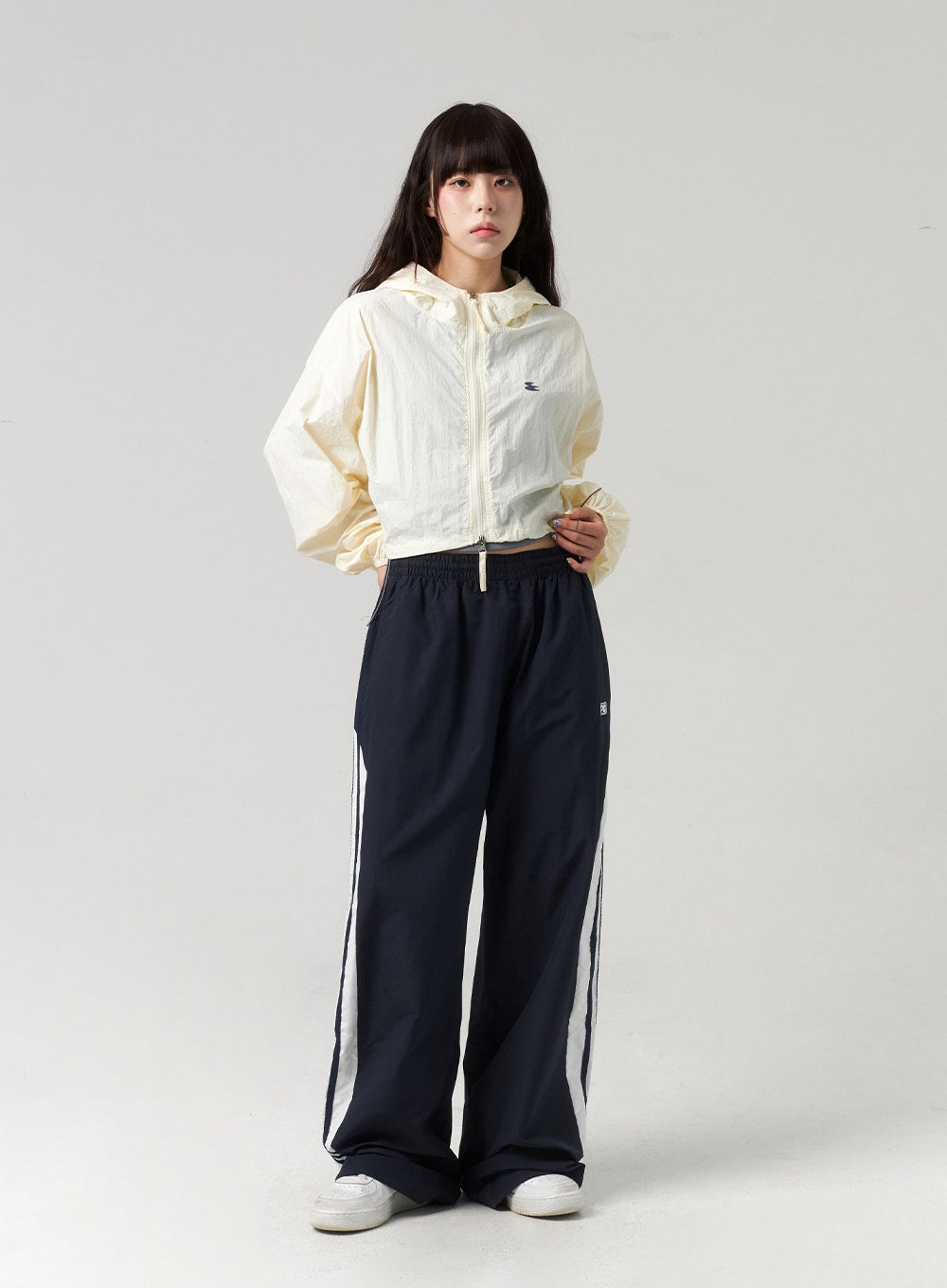 PERIOD FEATURES 23ss Side stripe Pants 超爆安」！ - マガジン