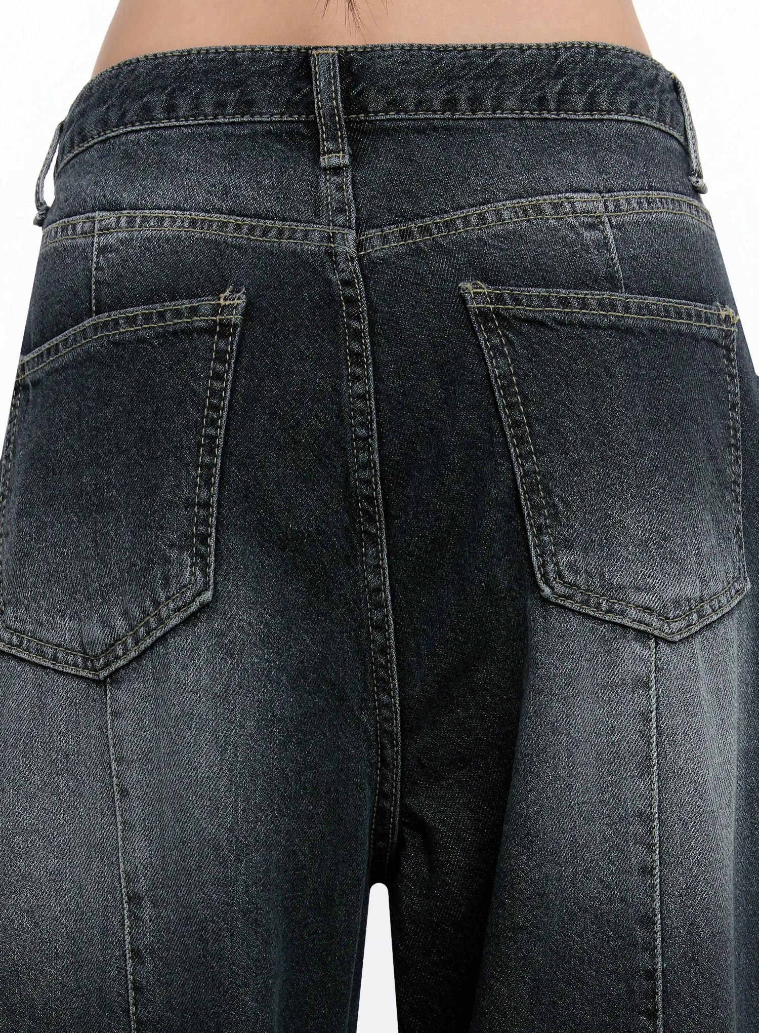 naeu-dark-washed-wide-jeans-im509