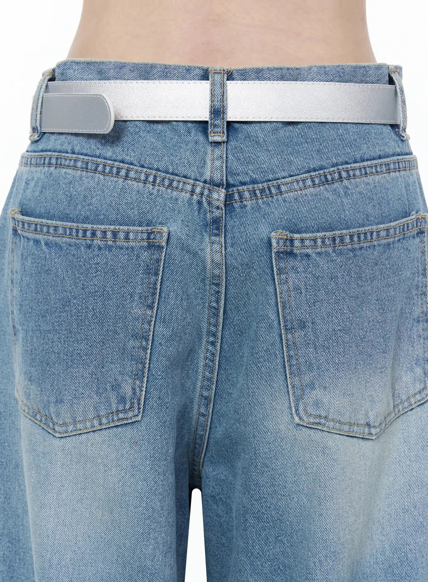 ares-wide-leg-distressed-jeans-iu512