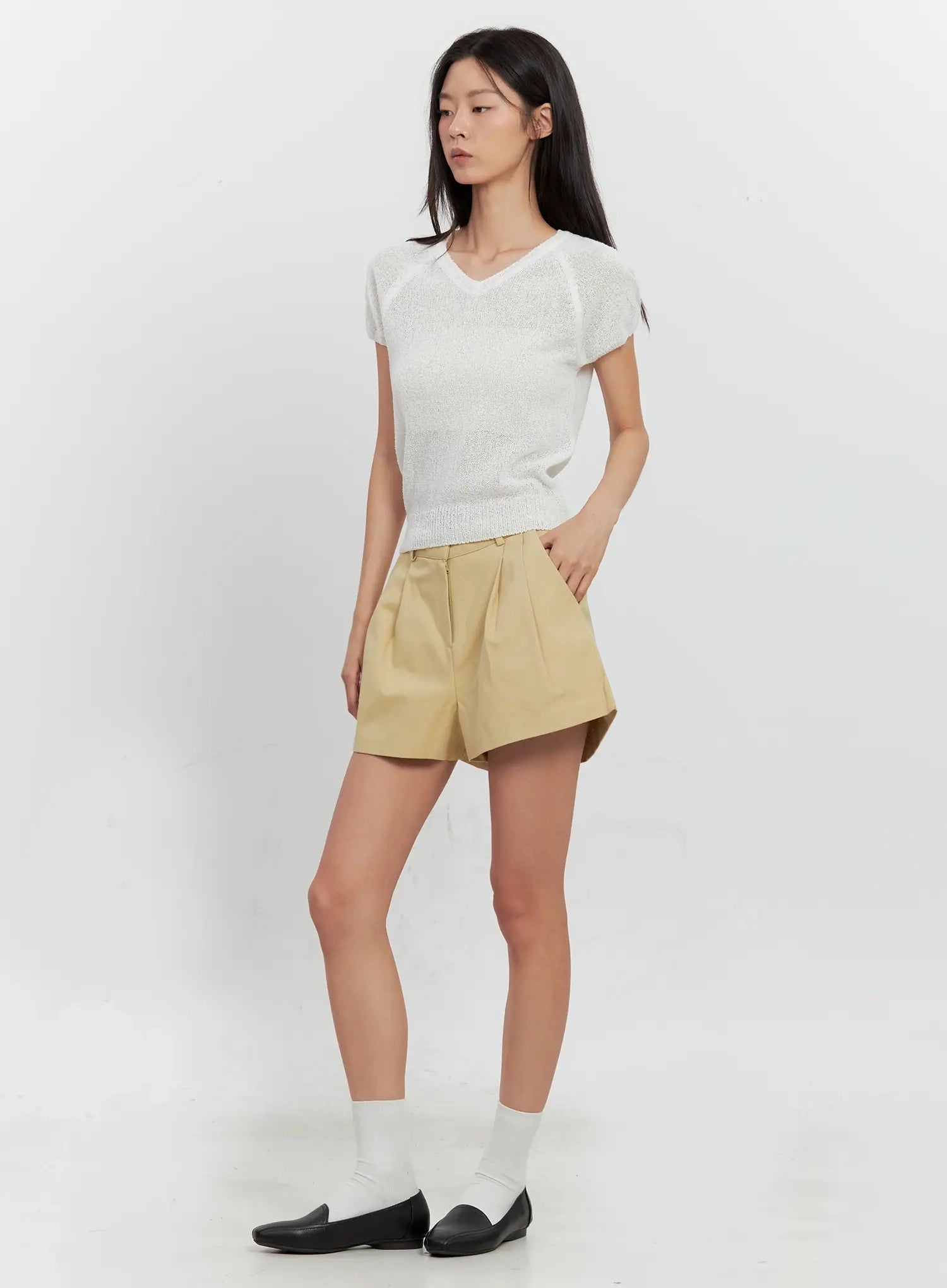 pleated-pintuck-shorts-il528