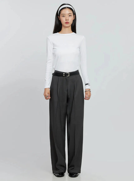 essential-round-neck-long-sleeve-top-in507