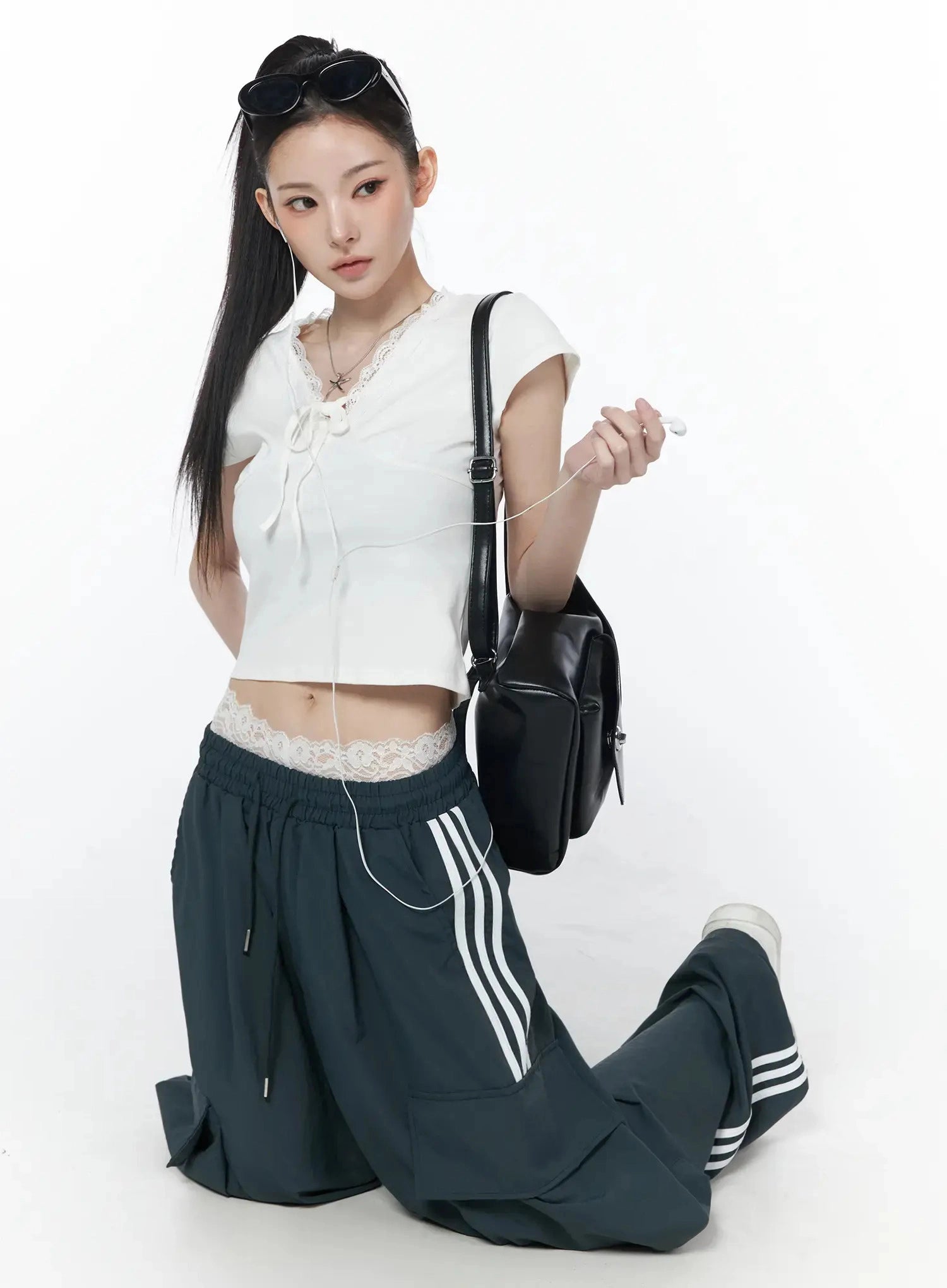 nylon-cargo-track-pants-iu512