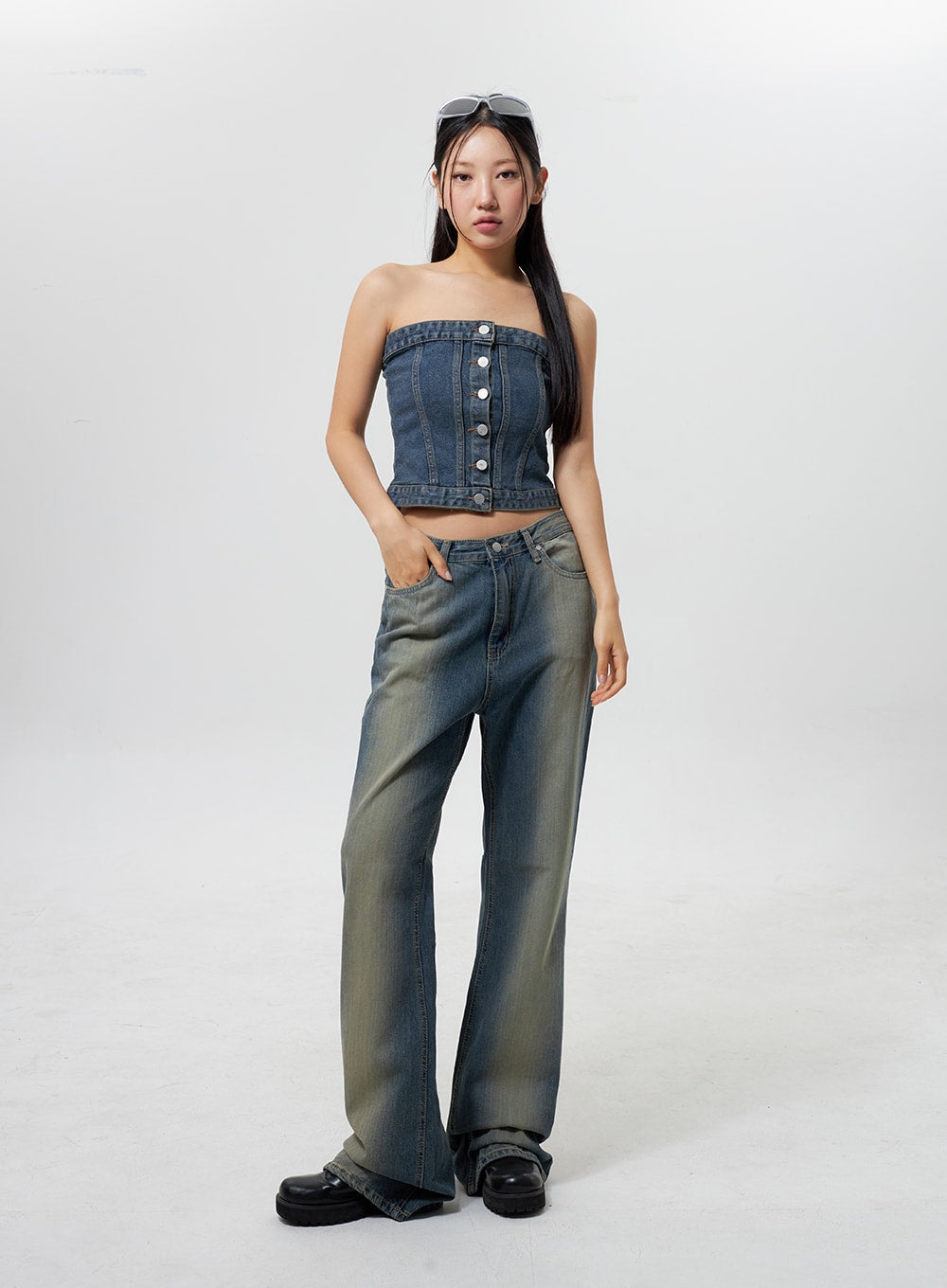 low-rise-wide-leg-jeans-cy323