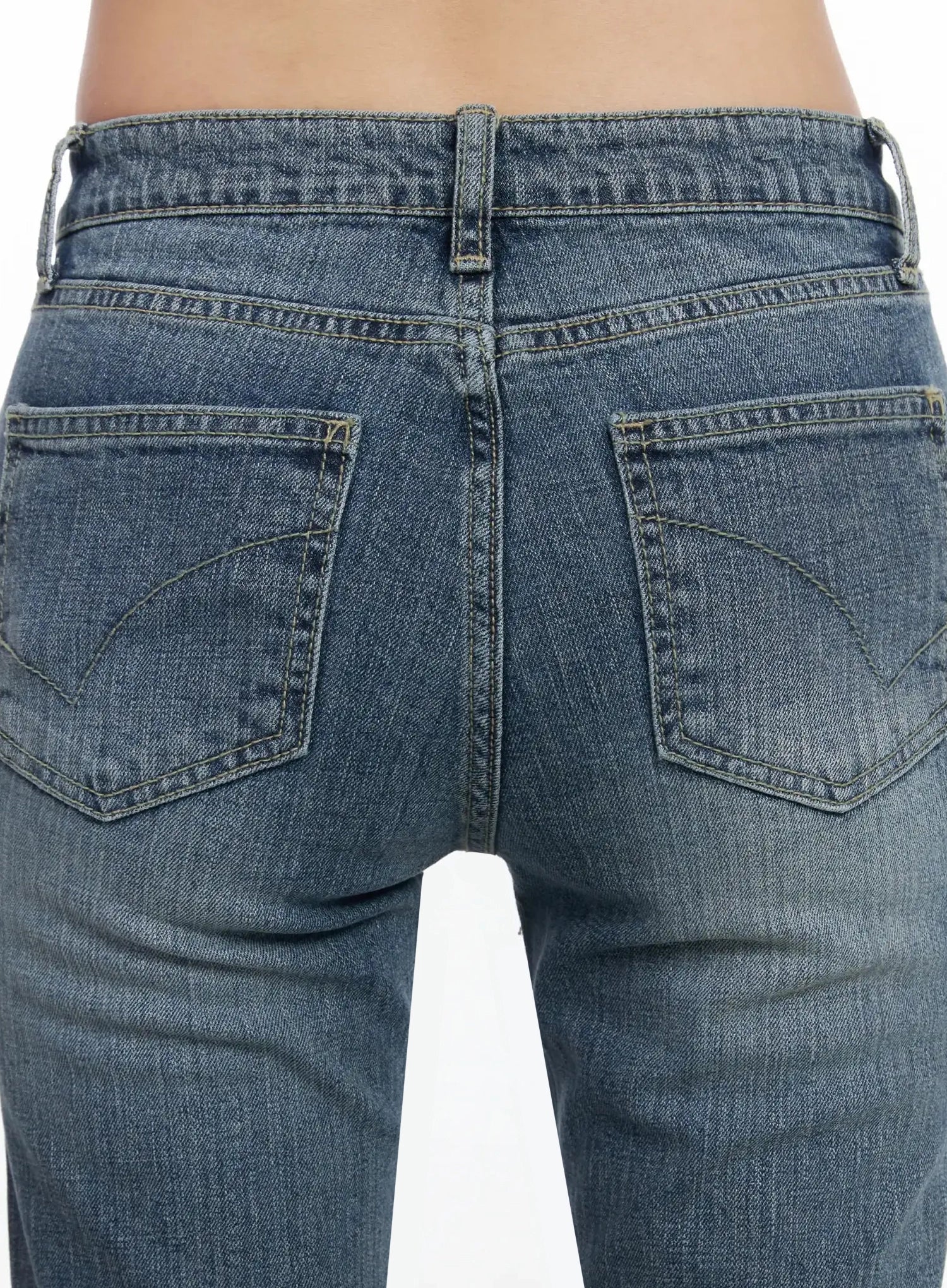 amaris-low-rise-bootcut-flared-jeans-im503