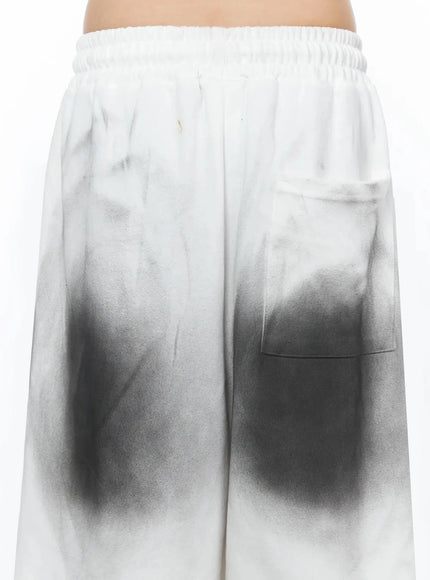 gradient-washed-bermuda-sweat-shorts-iy525