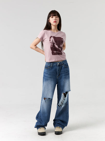 mid-wash-ripped-jeans-cl328