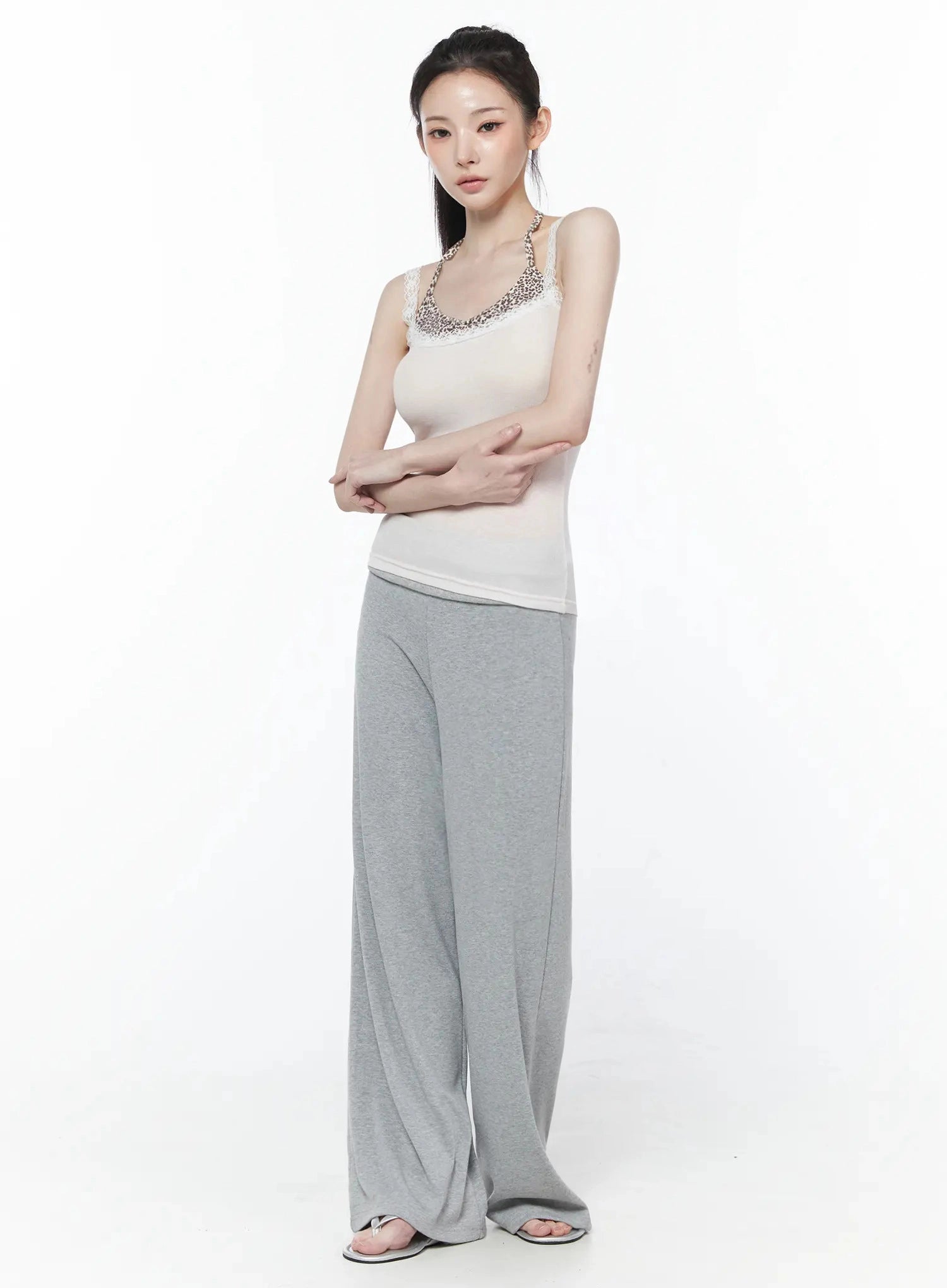 leopard-accent-cami-top-iu512