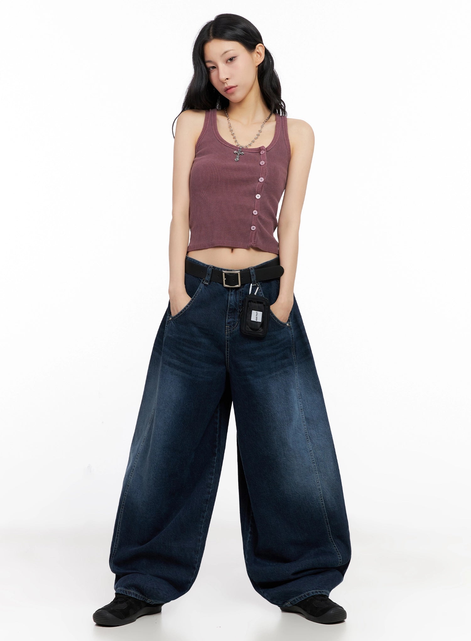 sohee-angel-wing-print-wide-leg-jeans