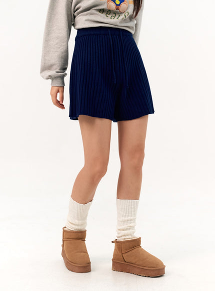 ribbed-knit-shorts-io317