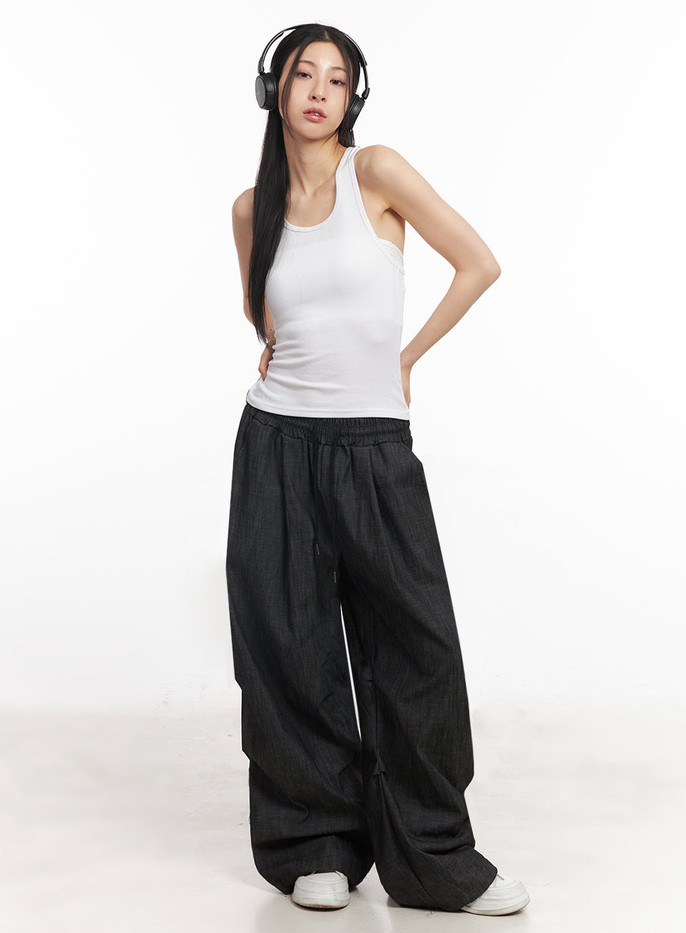 pintuck-denim-sweatpants-iy529