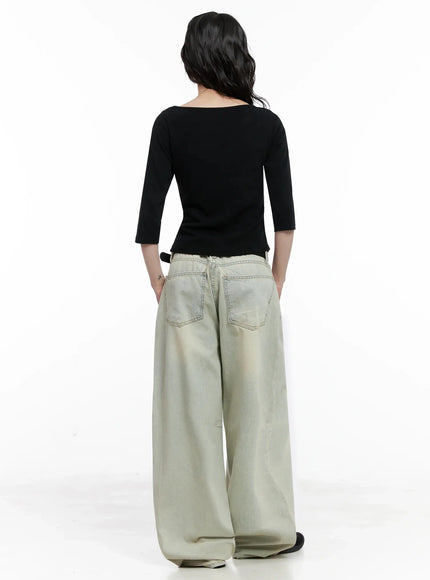 minimalist-black-boat-neck-top-il531