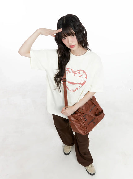 heart-graphic-tee-il531