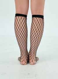 fishnet-knee-high-socks-bu308