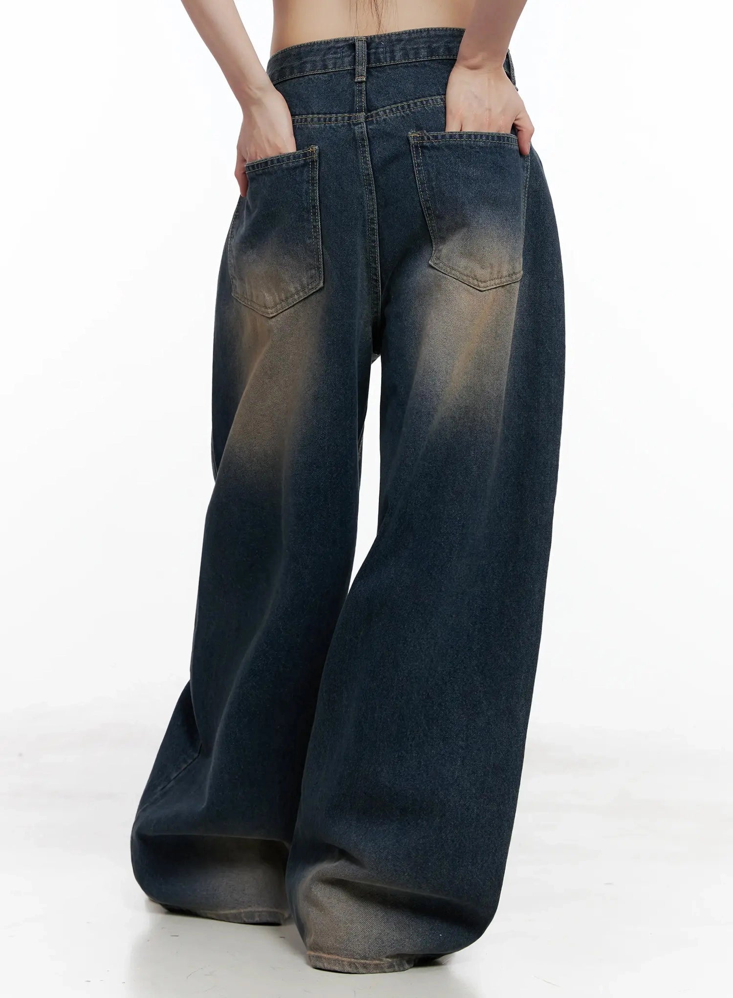 solji-acid-washed-wide-leg-jeans-il531