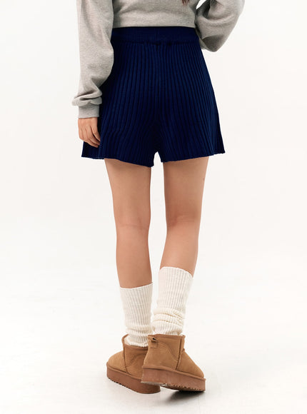 ribbed-knit-shorts-io317