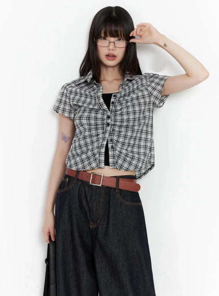 shirred-plaid-button-up-blouse-il531