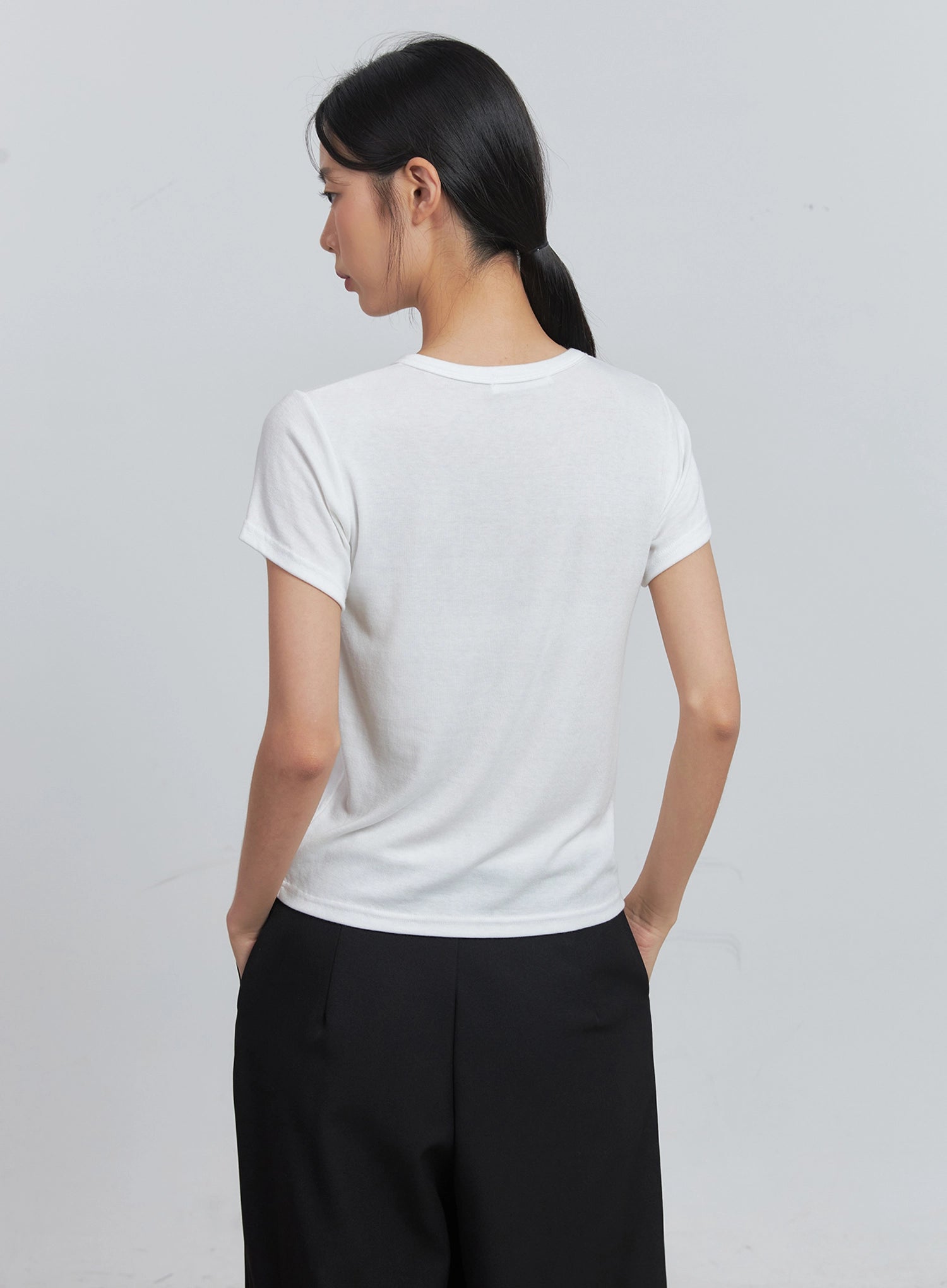 loose-fit-short-sleeve-tee-iu512