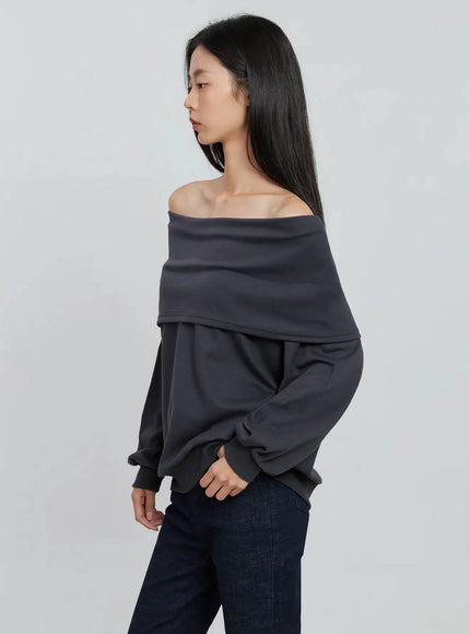 oversized-off-shoulder-sweater-in507