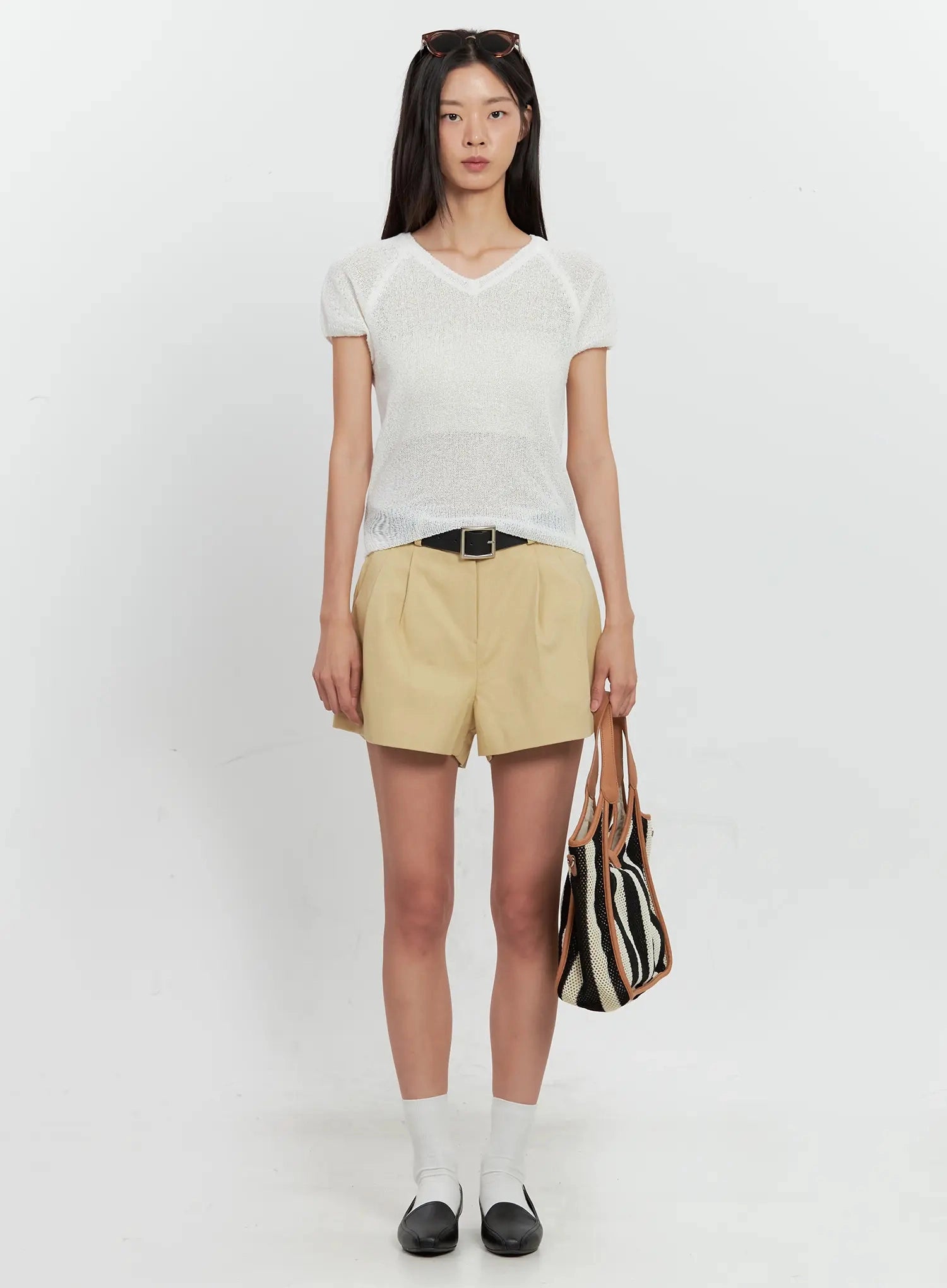 pleated-pintuck-shorts-il528