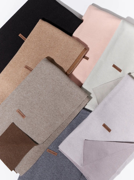 cozy-two-tone-scarf-in512