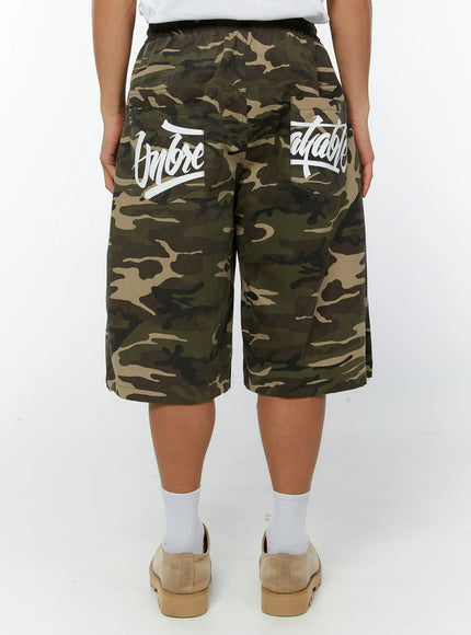mens-camo-bermuda-shorts-iy514 / Beige