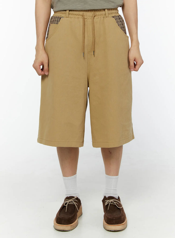 mens-plaid-pocket-bermuda-shorts-beige-iu518 / Beige
