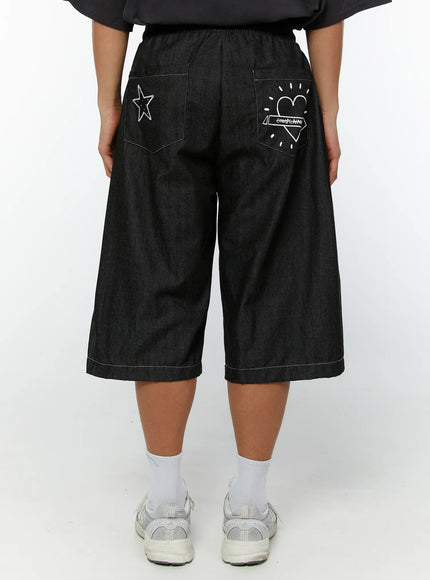 mens-embroidered-bermuda-jorts-iy514 / Black
