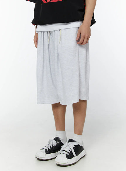 mens-pintuck-bermuda-shorts-light-gray-iu508 / Light gray