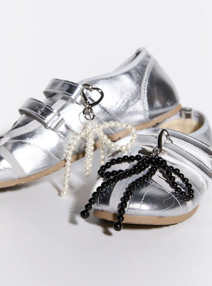 faux-pearl-ribbon-keychain-is516