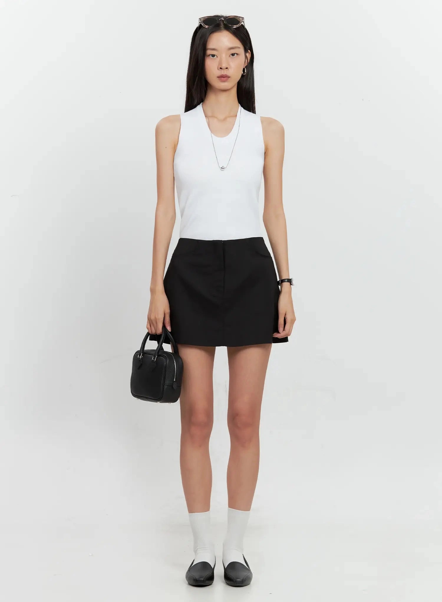 low-rise-back-band-skirt-il528