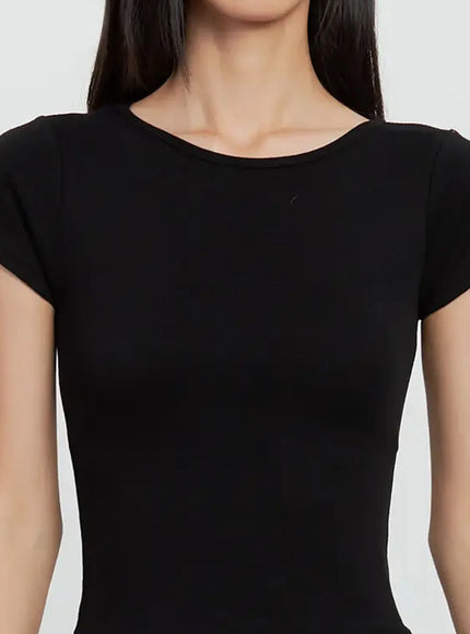 round-neck-short-sleeve-top-il528