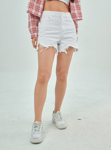 Mid-Rise Ripped Shorts BY303