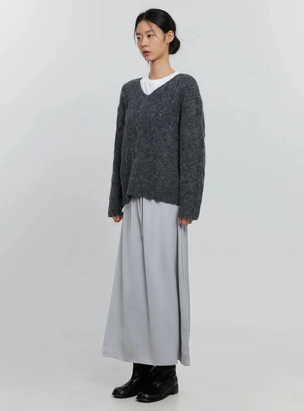 cable-knit-v-neck-sweater-is516