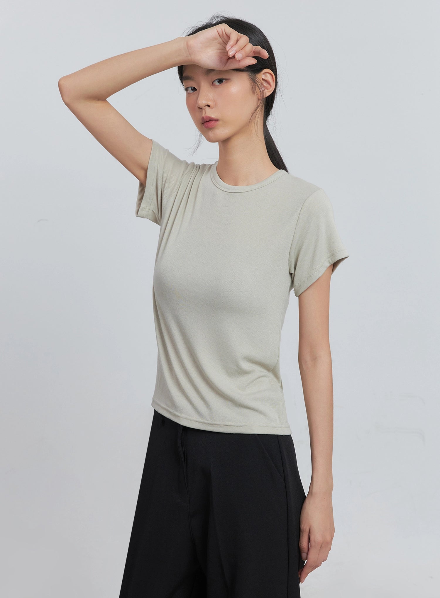 loose-fit-short-sleeve-tee-iu512