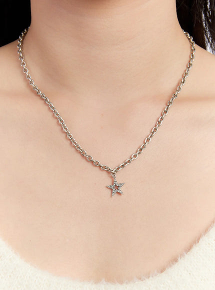 minimalist-pendant-chain-necklace-in528