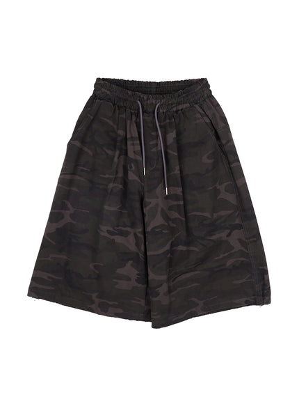 mens-camo-bermuda-shorts-dark-gray-iy513