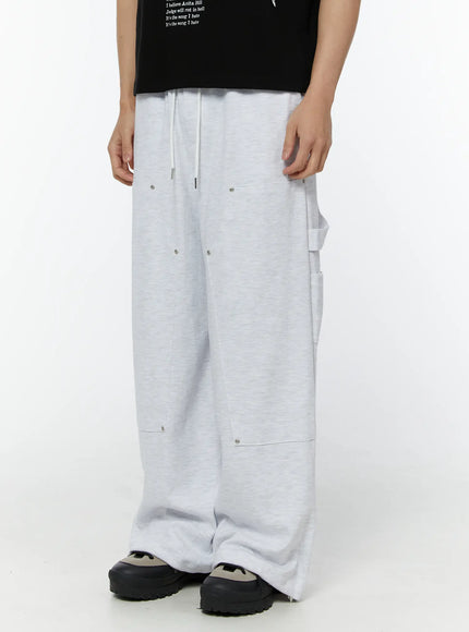 mens-relaxed-fit-cargo-sweatpants-light-gray-iu508