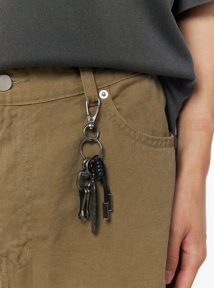 mens-wide-cargo-pants-and-keychain-set-dark-beige-iu510