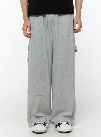 mens-relaxed-fit-cargo-sweatpants-gray-iu508