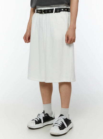 mens-relaxed-fit-belted-shorts-iu515