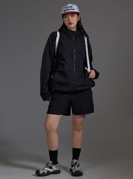 lightweight-string-windbreaker-io517