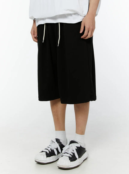 mens-pintuck-bermuda-shorts-black-iu508