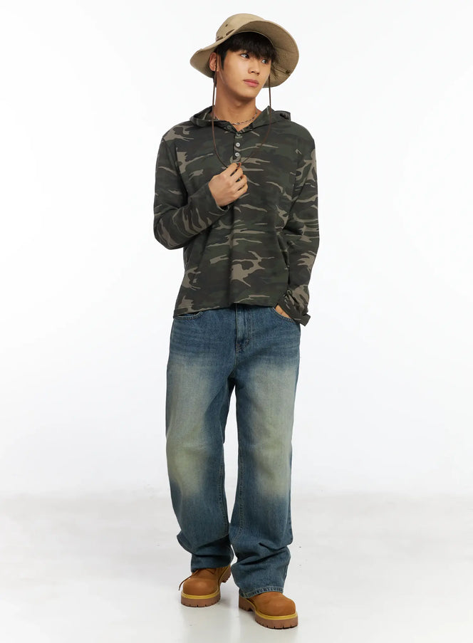 Men's Camo Henley Hoodie IF504 in Dark green, size M/L