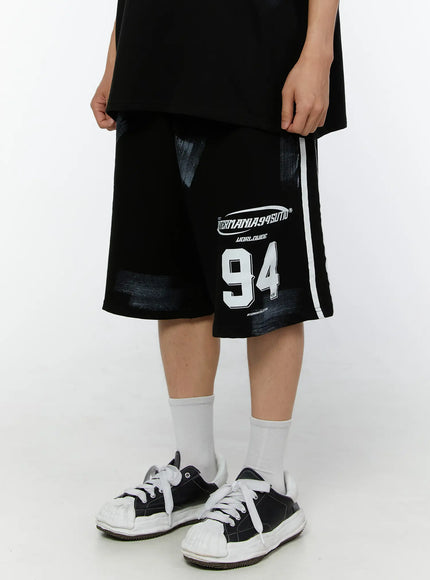 mens-graphic-bermuda-shorts-black-iu518